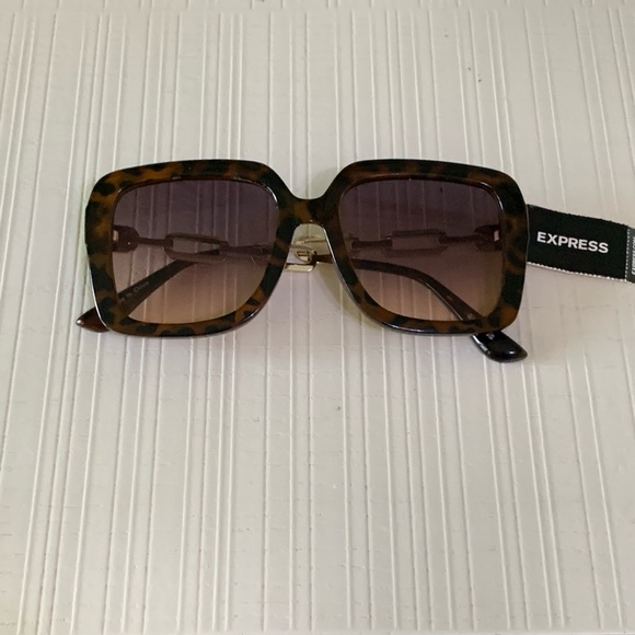 Express Retro oversized square frame chain sunglasses - Picture 2 of 16